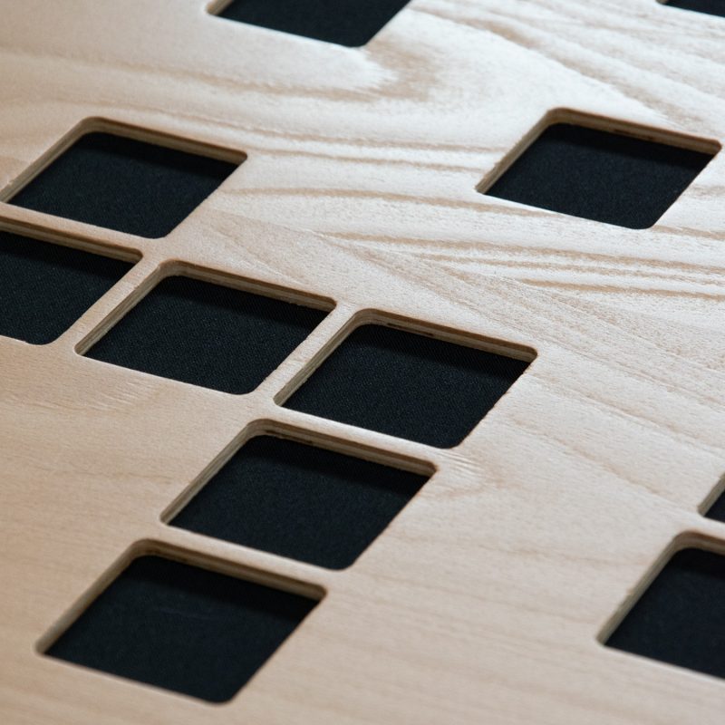 Close-up of the front made of grade I beech plywood