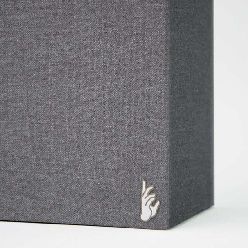 Absorber Premium in an office arrangement - a mixed layout of 50 × 50 and 100 × 50 cm