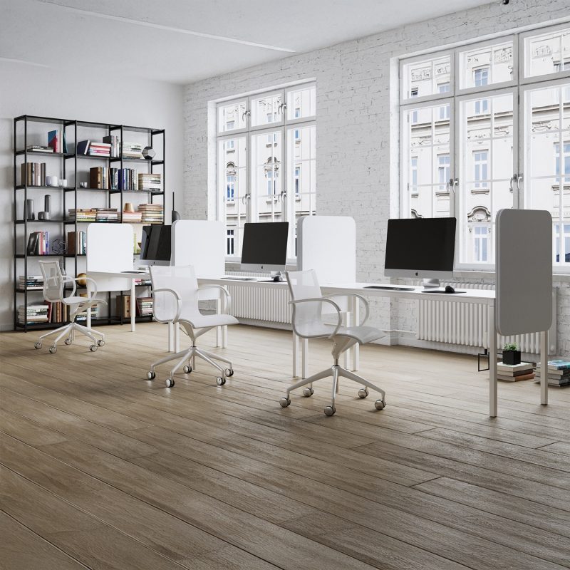 The DE.1 panel between neighboring desks